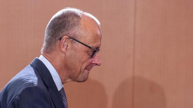 Merz.